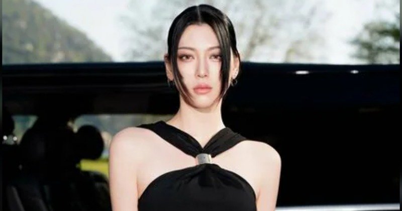 三吉彩花がパリファッションウィークで披露した大胆なバックオープンデザインとタトゥー