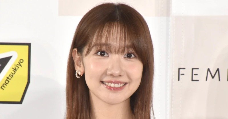 柏木由紀が34歳で15歳の自分と並ぶとか、マジで時間経ってねえじゃんww