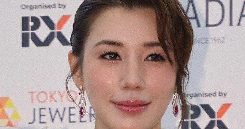 仲里依紗、息子の反抗期対策で冷凍庫にコンビニレベルのアイス備蓄中w