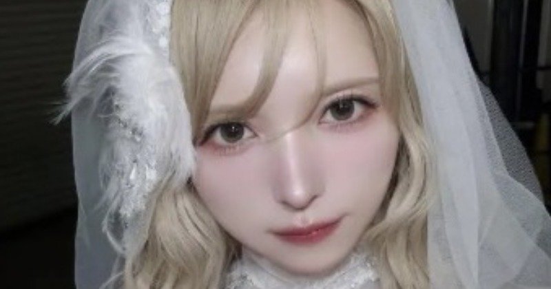 益若つばさが7年ぶり関西コレクション出場、大胆プラスした純白ウェディングドレス風スタイルがエグいｗ