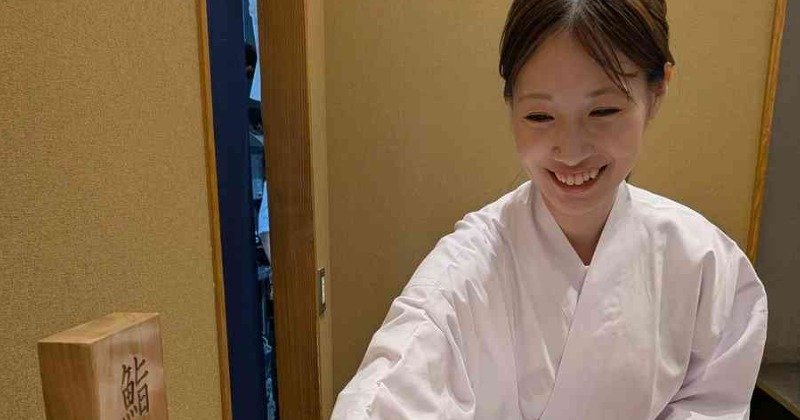 朝長美桜がHKT48センターからまさかの寿司職人転身、ファンと直接触れ合うためってマジでww