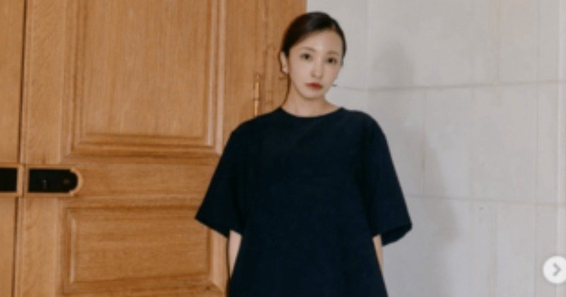 板野友美が新作ワンピで『冠婚葬祭対応』って言ったの、実業家なのにマナー分かってない感じが痛いw